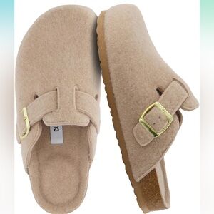 Cushionaire Wool Clogs